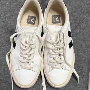 Veja Men's White and Black Sneakers